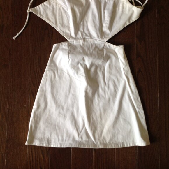 White cutout mini Dress - Picture 2 of 3